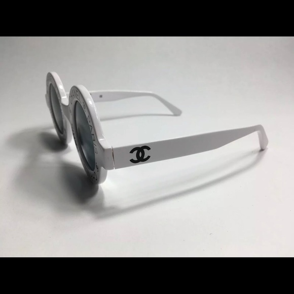 Chanel Paris White 1993 Runaway Sunglasses - Picture 2 of 8